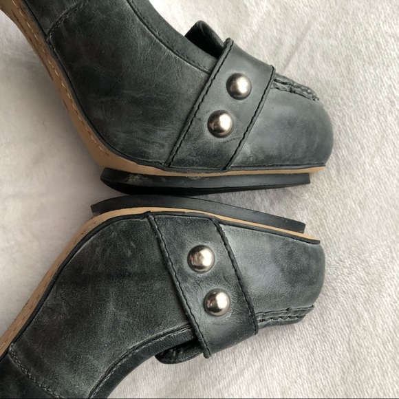 SALE🩷TRUE RELIGION LEATHER HIGH HEELS PUMPS - Picture 4 of 11